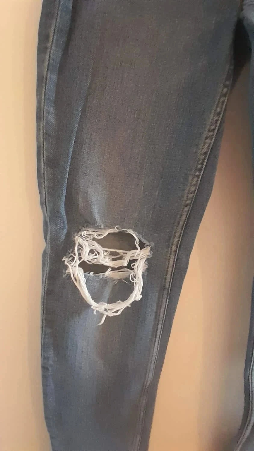 Calça jeans rasgada, cor azul, Tamanho 36, Marca Zara – photo 4